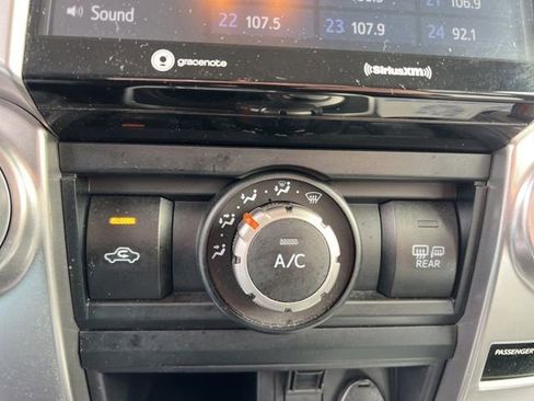 Used 2024 Toyota 4Runner SR5 image 23