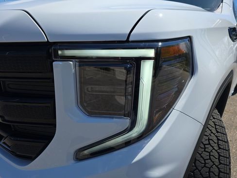 New 2026 GMC Sierra 1500 Elevation AWD/4WD image 34