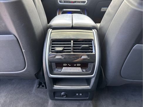 Used 2023 BMW X7 xDrive40i AWD/4WD image 45