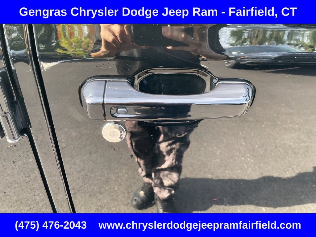 Used 2024 Jeep Wrangler High Altitude AWD/4WD image 17