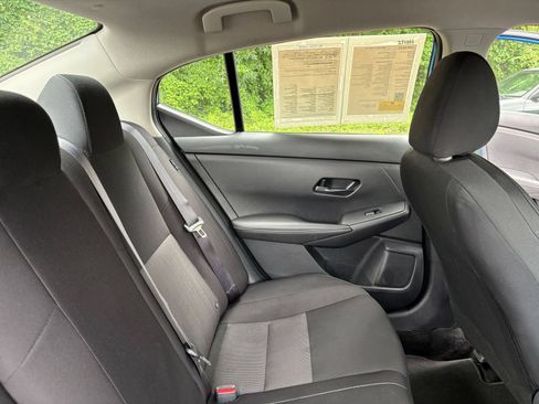 Used 2025 Nissan Sentra SV FWD image 35