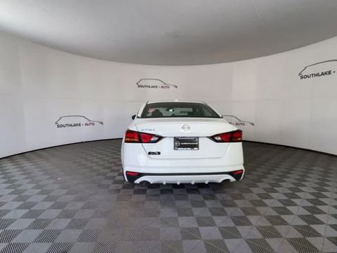 Certified 2025 Nissan Altima 2.5 SV image 7