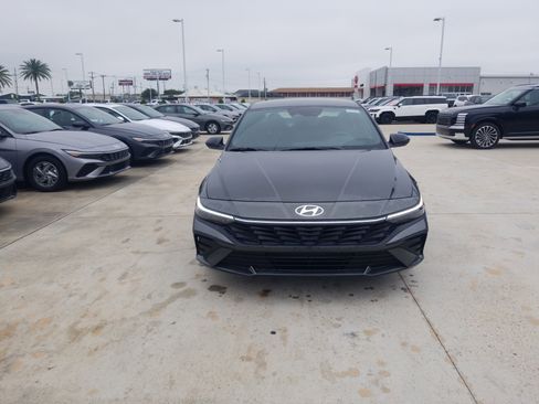 New 2026 Hyundai Elantra Sport FWD image 2