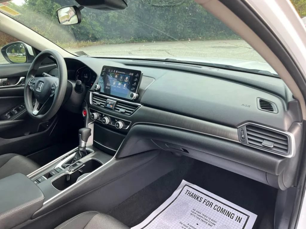 Used 2021 Honda Accord LX image 17