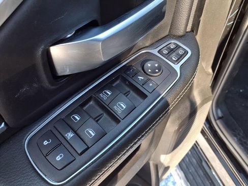 Used 2024 RAM 2500 Big Horn w/ Bed Utility Group image 29