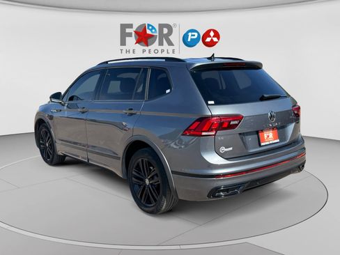 Used 2022 Volkswagen Tiguan SE R-Line FWD image 3