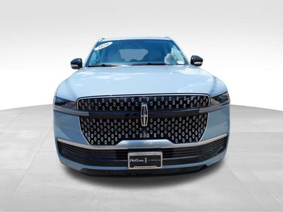 New 2026 Lincoln Navigator Premiere