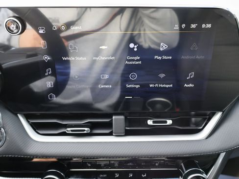 New 2026 Chevrolet Equinox LT w/ LPO, Floor Liner Package image 21