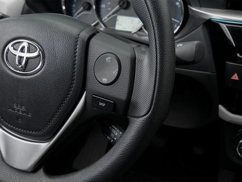 Used 2016 Toyota Corolla LE FWD image 47