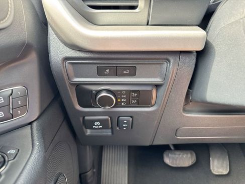 Used 2024 Ford Expedition Max XLT AWD/4WD image 19