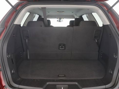 Used 2016 Chevrolet Traverse LT w/ Style and Technology Package image 26