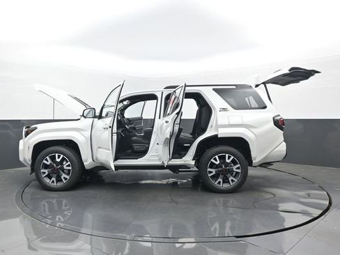 New 2026 Toyota 4Runner TRD Sport Premium RWD image 33