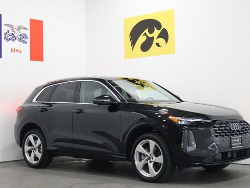 Used 2025 Audi Q5 Premium Plus w/ Premium Plus image 1