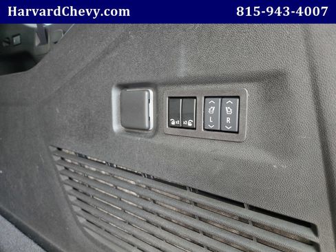 Used 2024 GMC Yukon XL Denali w/ Max Trailering Package image 35