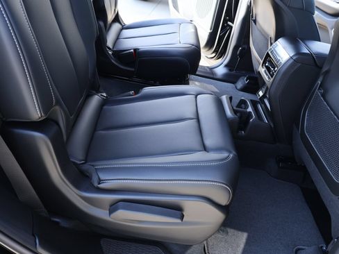 New 2026 Jeep Grand Cherokee L Limited AWD/4WD image 15