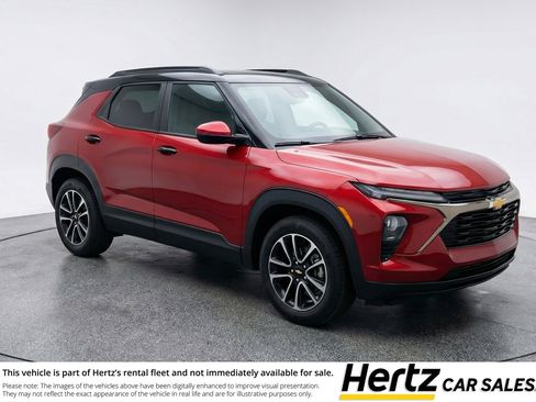 Used 2025 Chevrolet TrailBlazer LT image 1