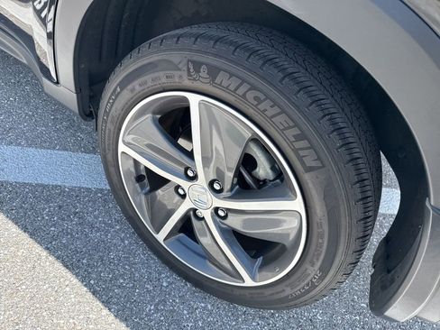 Used 2021 Honda HR-V EX-L image 8
