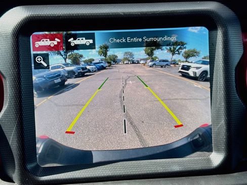 Used 2023 Jeep Gladiator Rubicon w/ LED Lighting Group AWD/4WD image 16