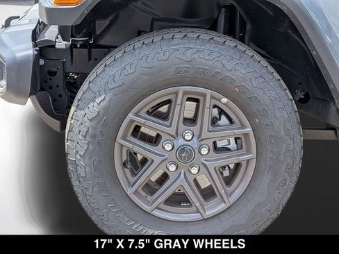 Used 2026 Jeep Gladiator Sport AWD/4WD image 10