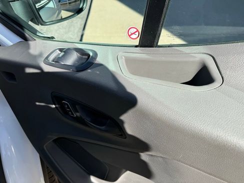 Used 2024 Ford Transit 250 Low Roof w/ Exterior Upgrade Package image 46