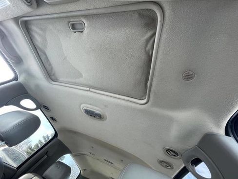 Used 2004 GMC Yukon XL SLT w/ Preferred Equipment Group image 33