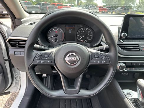 New 2025 Nissan Altima 2.5 S image 23