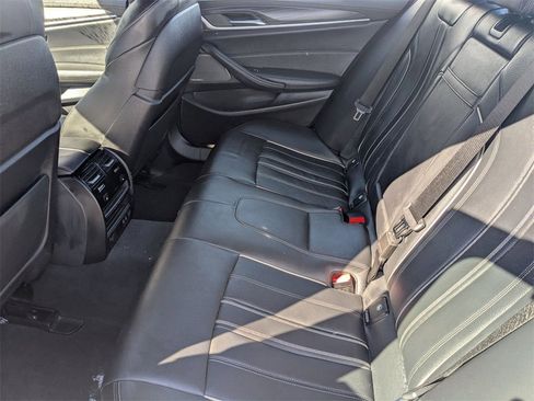 Used 2023 BMW M550i xDrive w/ Executive Package image 23