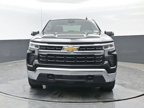 Used 2024 Chevrolet Silverado 1500 LT AWD/4WD image 18