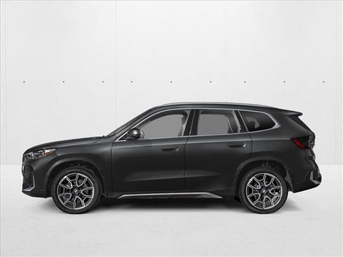 New 2026 BMW X1 xDrive28i AWD/4WD image 3