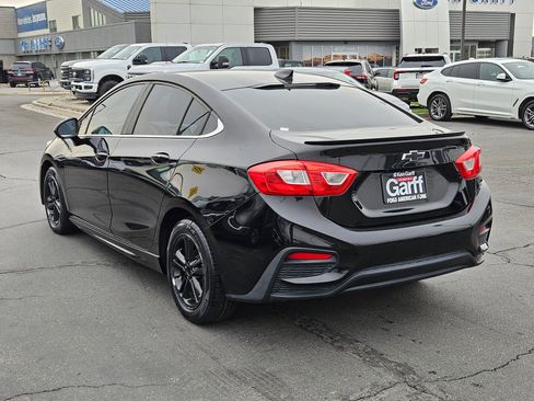 Used 2016 Chevrolet Cruze LT w/ Sun And Sound Package image 7