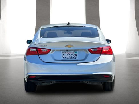 Used 2019 Chevrolet Malibu LS FWD image 5