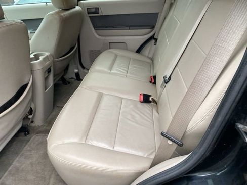 Used 2010 Ford Escape XLT image 13