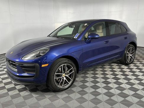 Used 2026 Porsche Macan Turbo AWD/4WD image 4