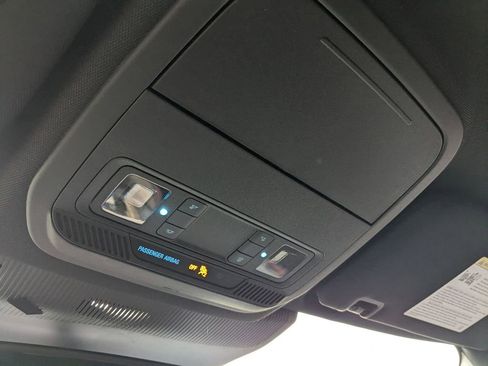 Certified 2025 Ford Explorer ST-Line w/ Premium Package image 20