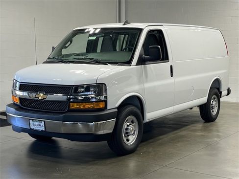 New 2025 Chevrolet Express 2500 w/ Enhanced Convenience Package image 2