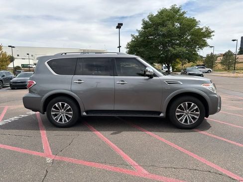 Used 2018 Nissan Armada SL w/ Moonroof Package AWD/4WD image 5