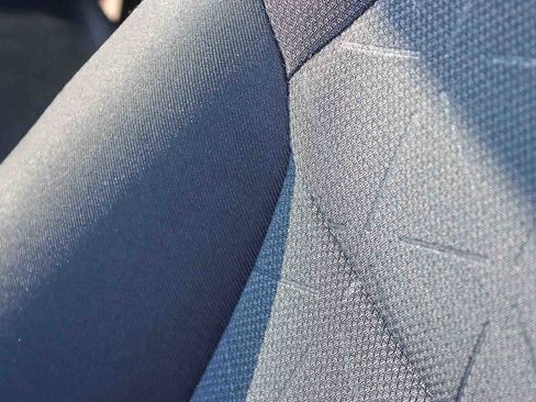 Used 2020 Toyota RAV4 XLE image 21