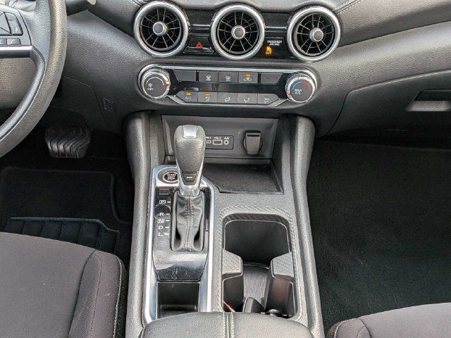 Used 2025 Nissan Sentra SV FWD image 19
