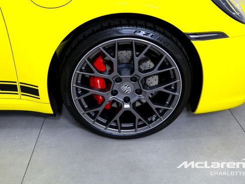 Used 2022 Porsche 911 Carrera 4S w/ Premium Package image 27