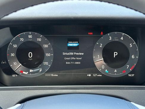 New 2026 Land Rover Range Rover Velar Dynamic SE image 18