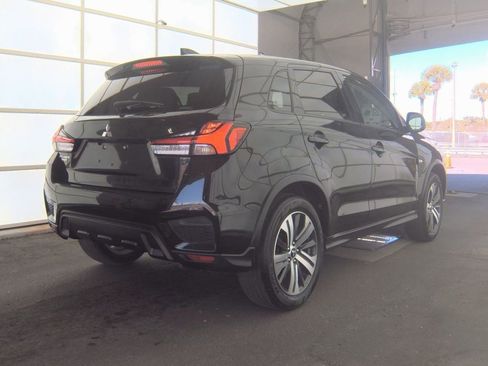 Used 2021 Mitsubishi Outlander Sport SE image 4