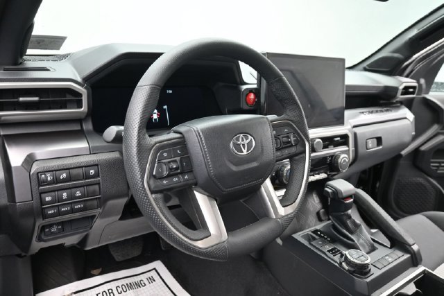 Used 2025 Toyota Tacoma TRD Off-Road w/ TRD Off Road Upgrade Package AWD/4WD image 13