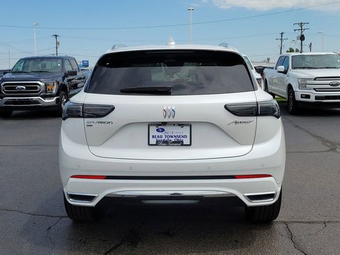 Used 2025 Buick Envision Avenir AWD/4WD image 5