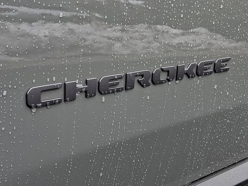New 2026 Jeep Cherokee Limited image 17