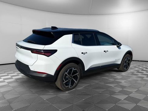 New 2026 Chevrolet Equinox EV LT image 7