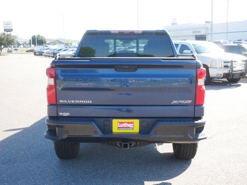 Used 2022 Chevrolet Silverado 1500 ZR2 w/ Technology Package AWD/4WD image 6