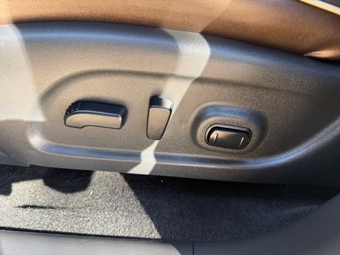 Used 2019 INFINITI QX60 Luxe w/ Essential Package image 20