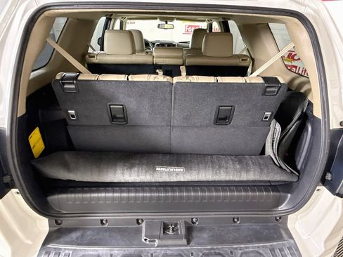 Used 2015 Toyota 4Runner Limited AWD/4WD image 28