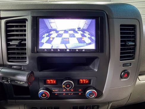 Used 2019 Nissan NV 3500 SL RWD image 31