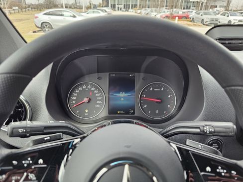 New 2025 Mercedes-Benz Sprinter 2500 image 38
